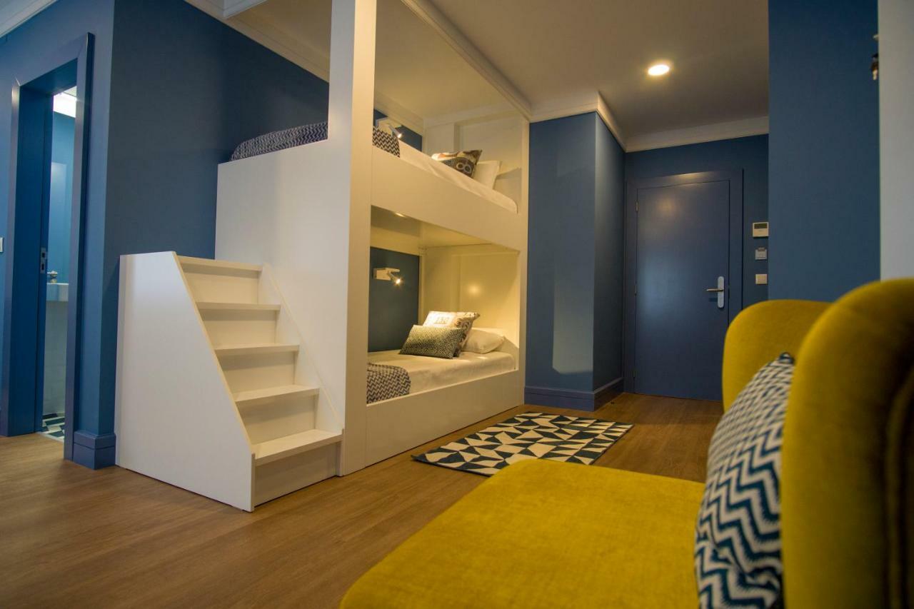 Zigzag Hostel プライア・ダ・ヴィクトーリア エクステリア 写真